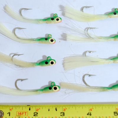 Lot of 8 Lead Head Bucktail Jigs BRAND NEW (Nmb4)