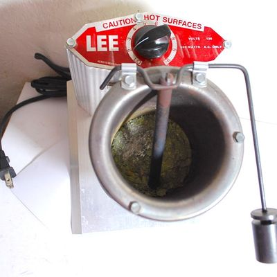 LEE Electric Lead-Melting Pot for Making Your Own Sinkers USED ONLY ONCE!