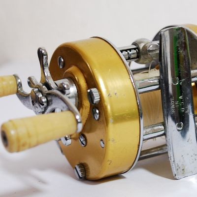 Vintage Penn 910 Levelmatic Reel Highly Collectible AND IT WORKS GREAT! This is a real HONEY! (Cic8)