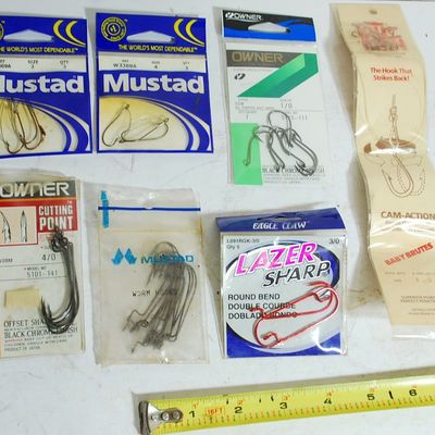 Lot of BRAND NEW Hooks Mustad, Owner, Lazer Sharp, True Turn (Byt5)