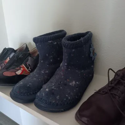 FRYE & JEON LADIES SHOES