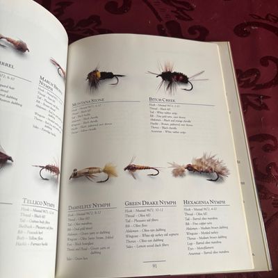 FLY-TYING TECHNIQUES & PATTERNS (THE COMPLETE FLY By John Van Vliet Hard cover