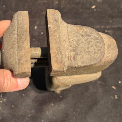 Vtg Bench Clamp Vise