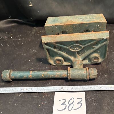 vintage No. 197 vise
