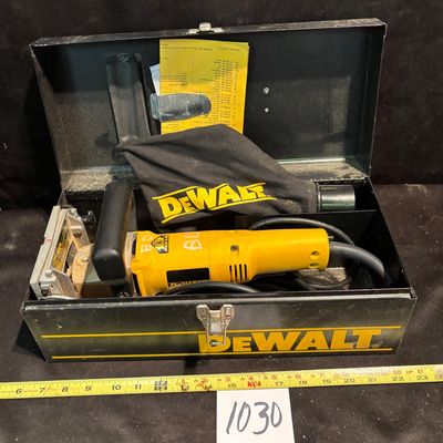 DEWALT DW682 Plate Joiner
