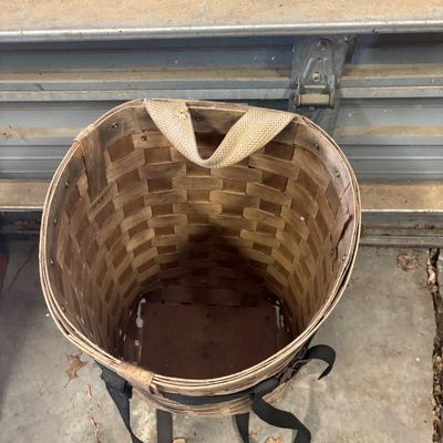 vintage Adirondack Pack Basket