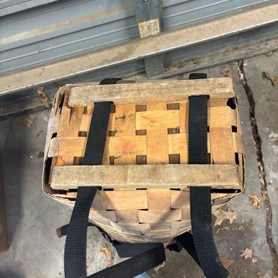 vintage Adirondack Pack Basket