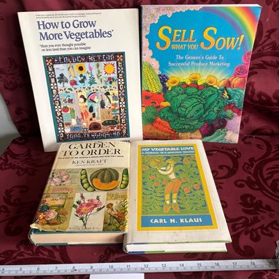 Gardening Book Lot