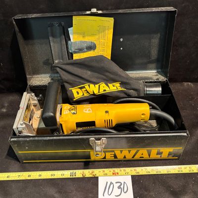 DEWALT DW682 Plate Joiner