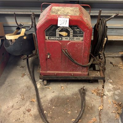 Lincoln Electric AC-225 Arc welder