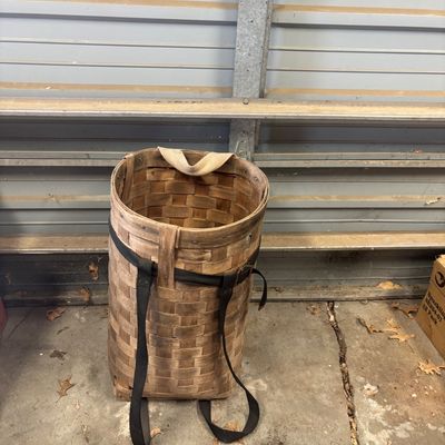 vintage Adirondack Pack Basket