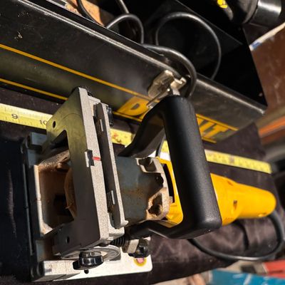 DEWALT DW682 Plate Joiner