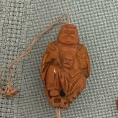 Hand Carved Hedias Nut Buddha