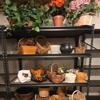 Baskets, Pots & Artificial Plants