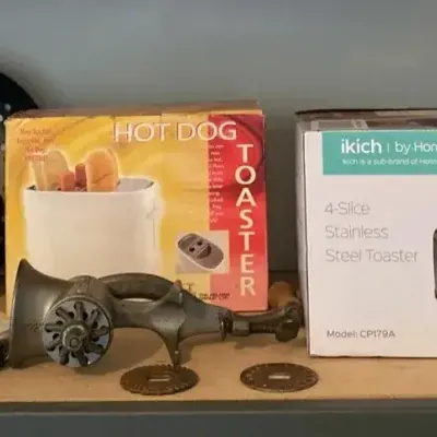 Kitchen Items- Including Toasters & Other Items 