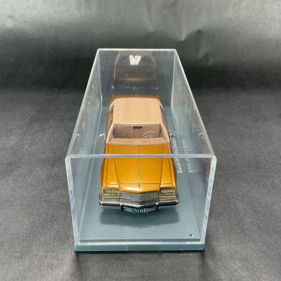-85- BUICK | Electra Sedan