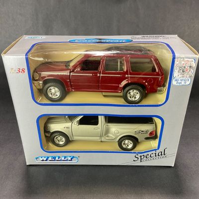 -71- MODEL CARS | 1:36-38 Scale | Model Cars | New In Package