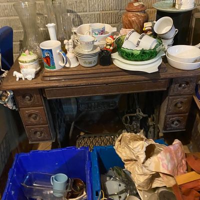Estate sale photo
