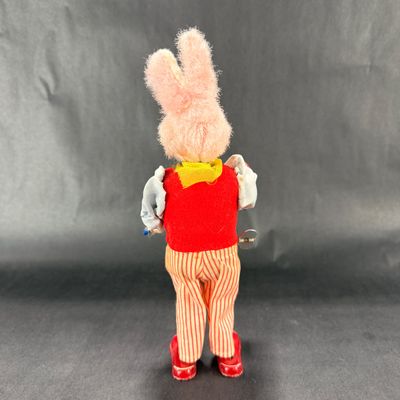 83 | VINTAGE | Chico The Maracas Bunny | ALPS