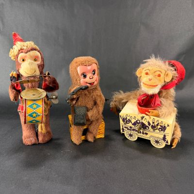 82 | VINTAGE | Three Monkeys | Musical