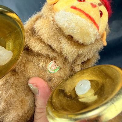 69 | VINTAGE | Monkey with Cymbals | Max Carl