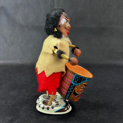 132 | VINTAGE | Nutty Mad Indian | Marx