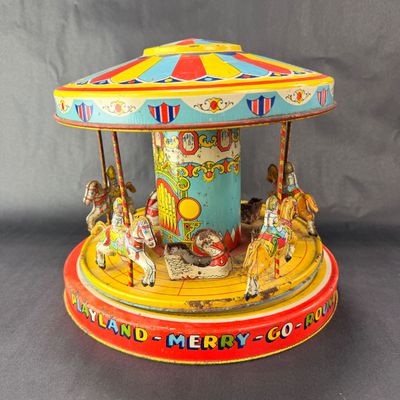 78 | VINTAGE | Merry-Go-Round | Tin Wind-Up