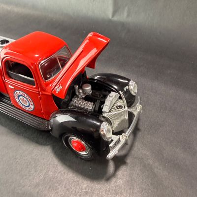 76 | VINTAGE | Red Crown Ultra Edition Tanker