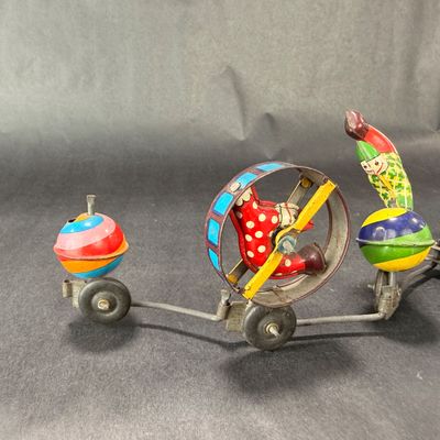 127 | VINTAGE | Elephant Led Parade | TPS