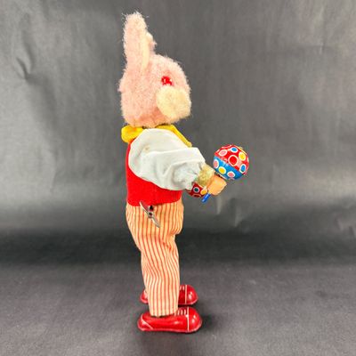 83 | VINTAGE | Chico The Maracas Bunny | ALPS