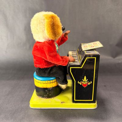 79 | VINTAGE | Tin Litho & Plush Dog | Jolly Pianist