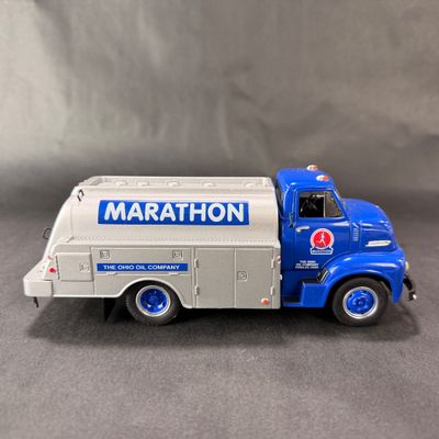 72 | VINTAGE | 1953 Ford Marathon Tanker | Die-Cast