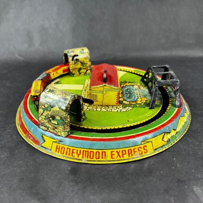 129 | VINTAGE | Honeymoon Express | MARX