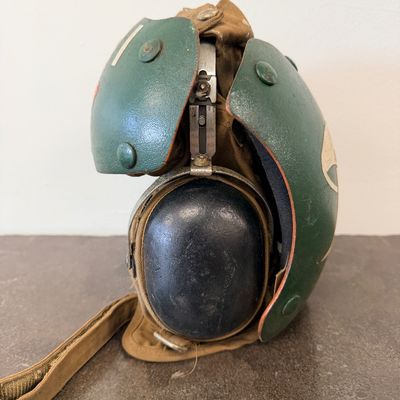 Vintage 1968 U.S. Navy Flight Deck Crewman Protective Helmet – USS Intrepid VF-31 Tomcatters