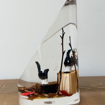 Vintage Goldfeder Canadian Geese Lucite Diorama Paperweight
