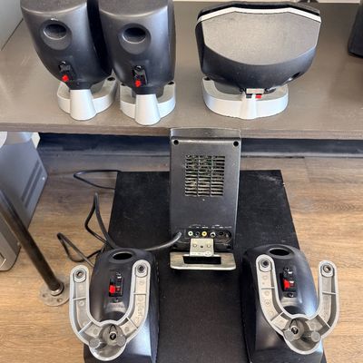 Logitech Z5500 Speaker System