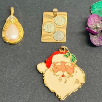 Pendant/Charm Lot