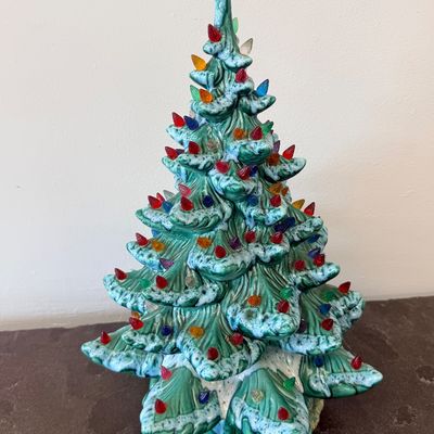 Atlantic Mold Christmas Tree