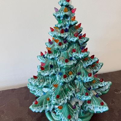 Atlantic Mold Christmas Tree