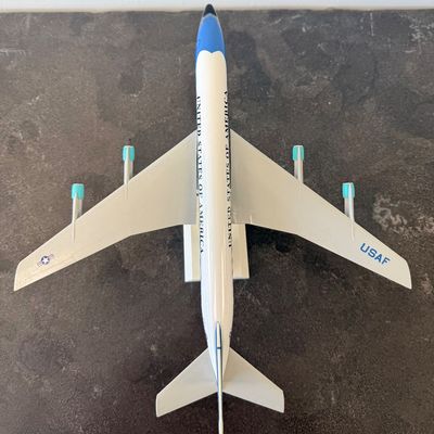 Sky Marks Air Force Model