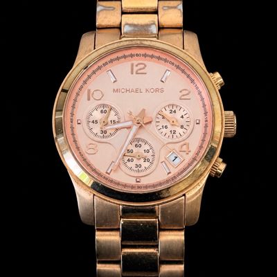 Michael Kors Runway Chronograph Rose Gold Stainless Steel Womens Watch MK5128