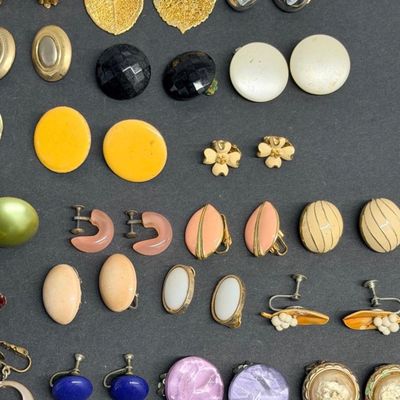 Lot Of Various Earrings