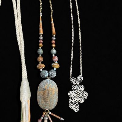 : Lot of 5 Assorted Statement Necklaces – Beaded, Corded & Pendant Styles