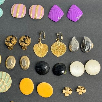 Lot Of Various Earrings