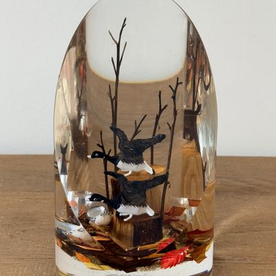 Vintage Goldfeder Canadian Geese Lucite Diorama Paperweight