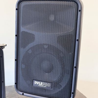 Pyle USA Speakers and Amp