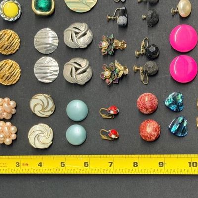 Lot Of Various Earrings