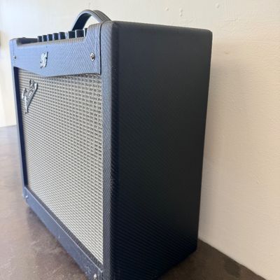 Fender Mustang II Amp
