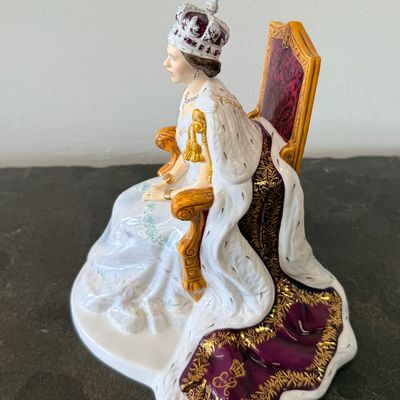 Royal Doulton "Diamond Jubilee" Queen Elizabeth II Figurine