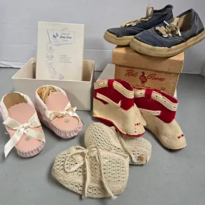 Vintage Baby Deer And Red Goose Baby Shoes 